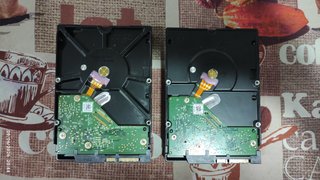 2 x Discos Duros WD 4TB NASware