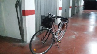 Bicicleta Esperia Aluminio con Cesta muy equipada