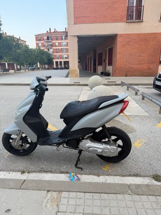 Yamaha Jog RR  ITV 2028