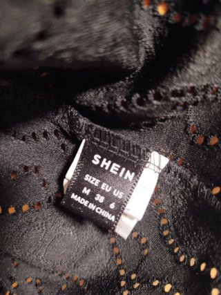 Camiseta Shein Negra Talla M