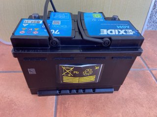 Batería de coche Exide AGM