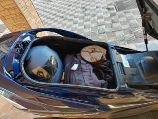 Suzuki Burgman 400 azul - Impecable
