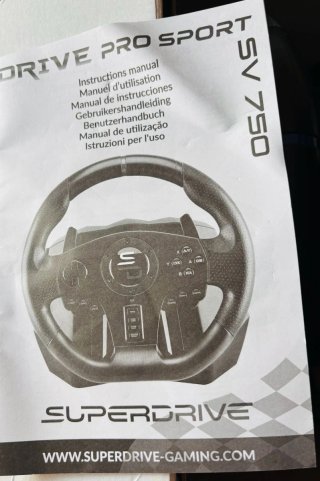 Volante Thrustmaster Drive Pro Sport SV 750