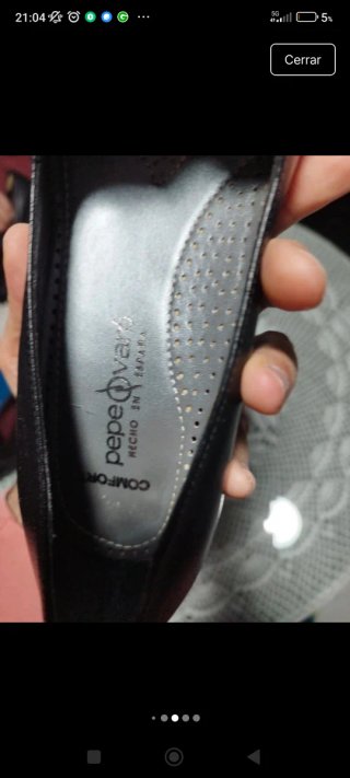 Scarpe eleganti Pepe Varo nere da donna