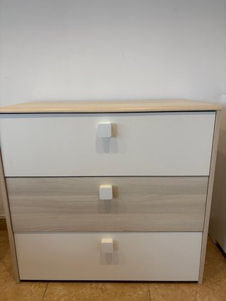 Cómoda de madera