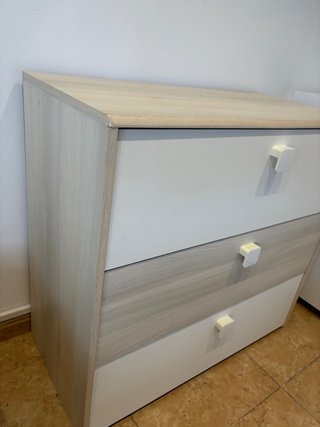Cómoda de madera