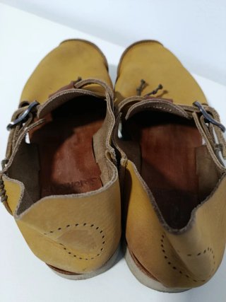Zapatillas de cuero