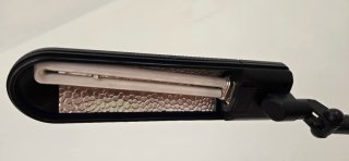 Lámpara de escritorio moderna negra