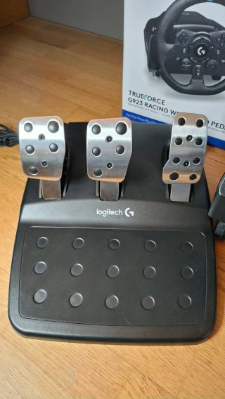 Volante Logitech G923 PS4/PS5