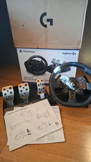 Volante Logitech G923 PS4/PS5