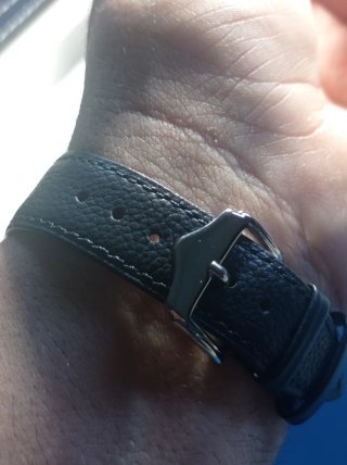Reloj Cuarzo Ultrafino Asimétrico