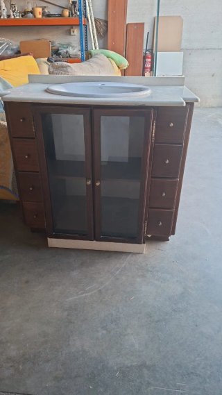 Mueble de baño con espejo