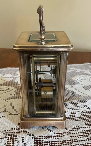 Orologio da tavolo antico in ottone