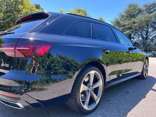 Audi A4 avant 35 TDI Sline S tronic Blackline