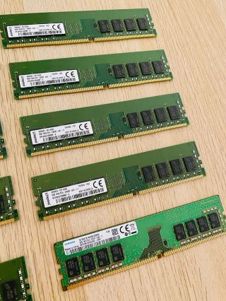 x17 Lote 8GB RAM DDR4 2400 MHz PC (16GB total)