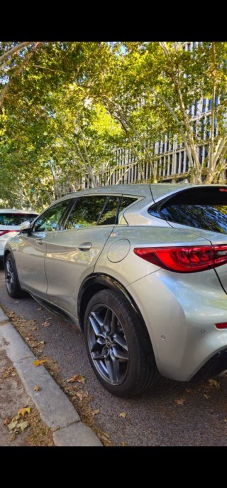 Infiniti Q30 2015