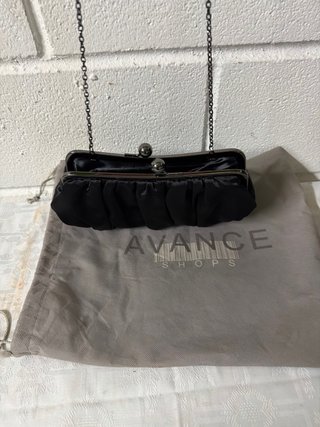 Bolso de mano AVANCE SHOPS negro