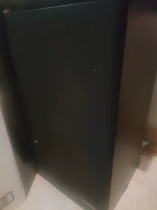 Plato Sony, ampli y columnas Pioneer.