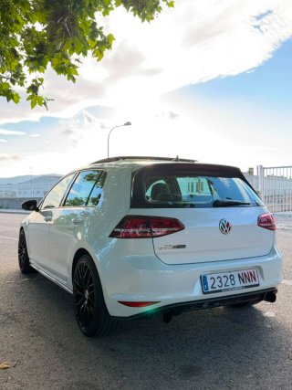 Volkswagen Golf GTI perfomance