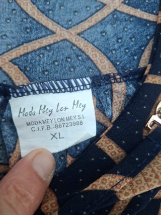Vestido T XL Negro y Marrón. Medidas en descripció