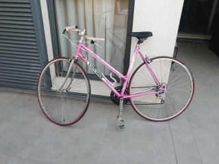 Bicicleta de carretera Concorde rosa