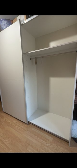 Armario blanco moderno