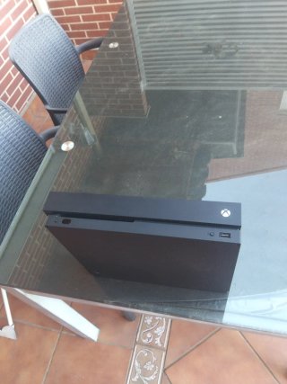 Xbox One X 1TB Nero