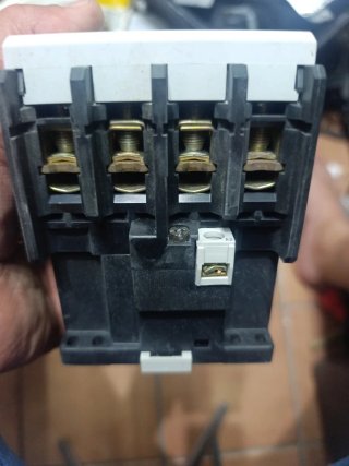 Contactor Trifásico GE CL07