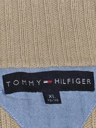 Chaqueta Tommy Hilfiger Beige con Logo H
