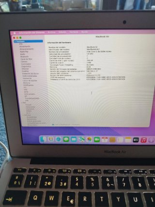 MacBook Air Intel Core i5 4GB RAM 128GB SSD