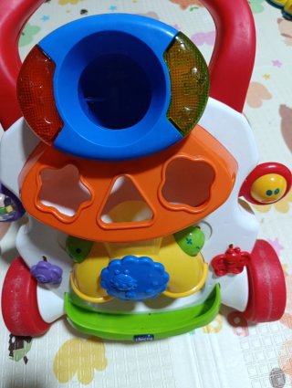 Taka caminador Chicco musical