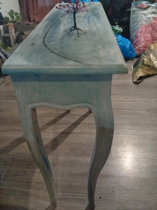 Mesita recibidor vintage azul y rosa