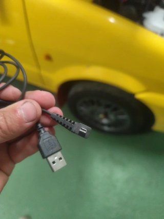 Cargador USB y Micro USB