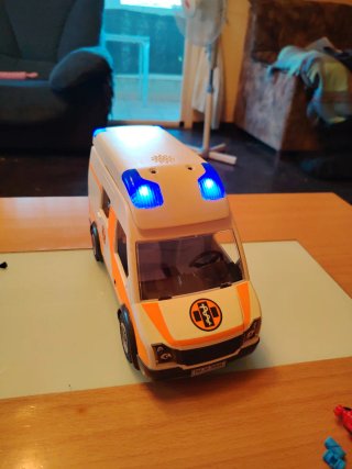 Playmobil Ambulancia con Luces