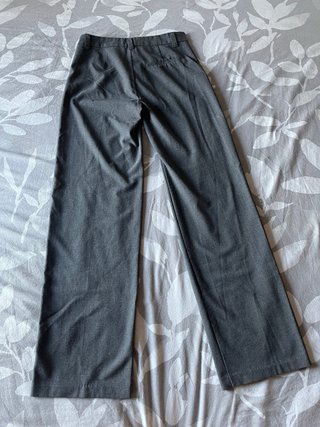 Pantalones grises de vestir