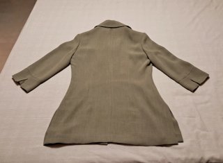 Chaqueta larga entallada