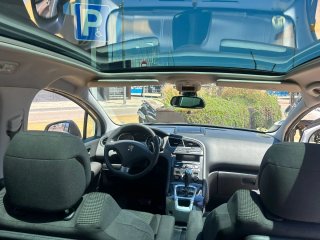 Peugeot 5008 2013