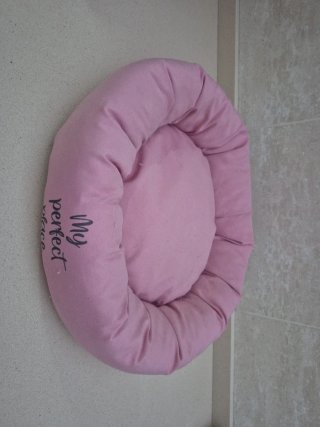 Letto per gatti rosa