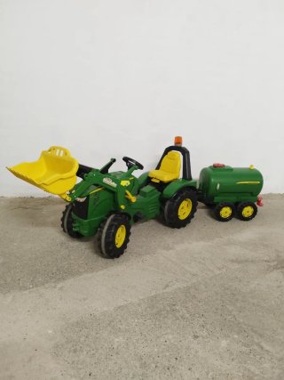 Tractor John Deere 8400 a pedales + remolques