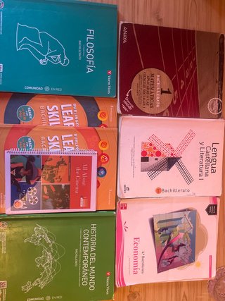 LIBROS 1* BACHILLERATO MIXTO IES ENRIQUE NIETO