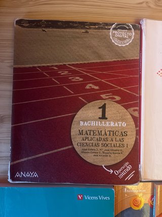 LIBROS 1* BACHILLERATO MIXTO IES ENRIQUE NIETO