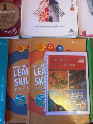 LIBROS 1* BACHILLERATO MIXTO IES ENRIQUE NIETO