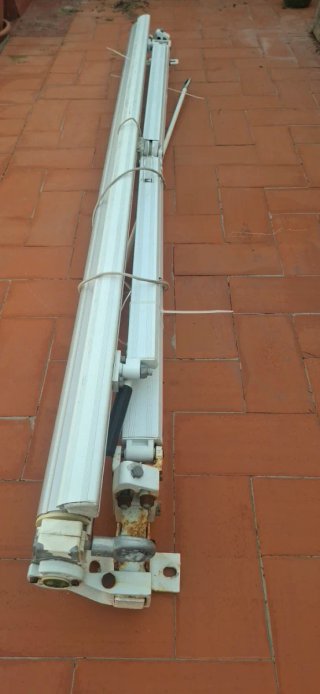 1 Estructura de toldo metálico