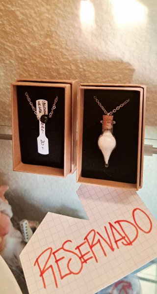 Confezione di 2 collane magiche