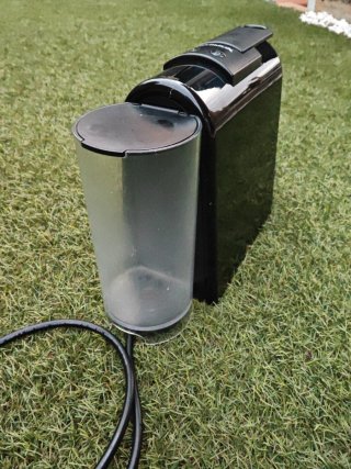 Cafetera Nespresso DeLonghi Negra