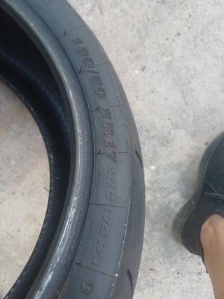 Dunlop D213 180/60-17 Neumático Moto