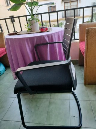 Dos Sillones de Hierro Cromado,35 eur.Buenos.