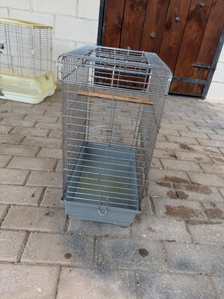 Jaula para pájaros metálica