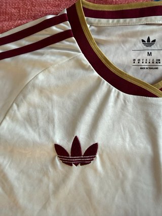 Camiseta Adidas España 2026 Crop Top Mujer Talla M