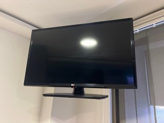 TV LG 32” LED Modelo 32LT661H9ZA